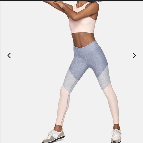 Outdoor Voices Pants - Outdoor Voices Matching Set - Leggings and Crop top